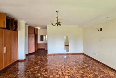 4 Bed Townhouse with En Suite in Lavington