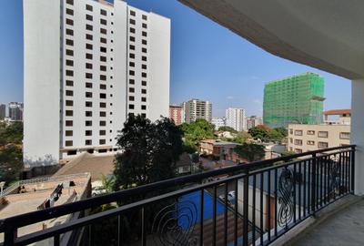 3 Bed Apartment with En Suite in Parklands - 3