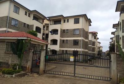 3 Bed Apartment with En Suite at Embakasi - 4