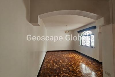 5 Bed House with En Suite in Thigiri
