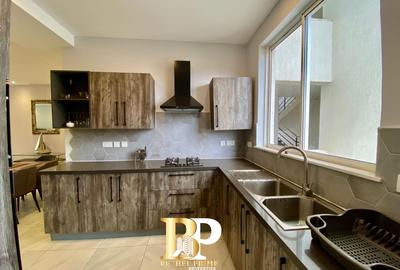 Furnished 2 Bed Apartment with En Suite in Rhapta Road - 3