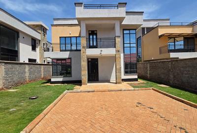 4 Bed Townhouse with En Suite in Ongata Rongai