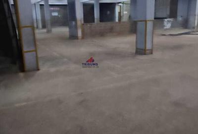 30,000 ft² Warehouse with Service Charge Included in Industrial Area - 4