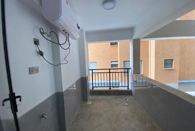 2 Bed Apartment with En Suite in Kilimani - 3