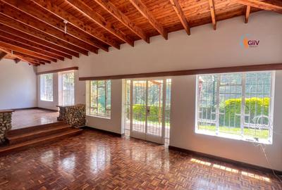 3 Bed House with En Suite in Riverside - 2