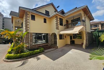 5 Bed Townhouse with En Suite in Kileleshwa