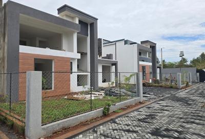 5 Bed House with En Suite at Thika Road - 3