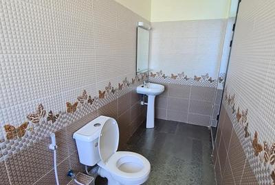 3 Bed Apartment with En Suite at Beach Road - 4