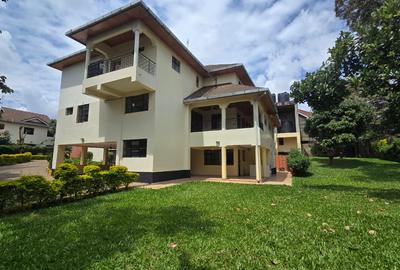 7 Bed House with En Suite at Muthaiga North