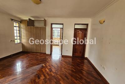 4 Bed House with En Suite in Runda - 4