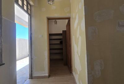4 Bed House with En Suite in Kiambu Road