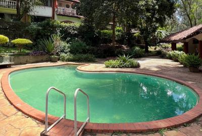4 Bed Townhouse with En Suite in Lavington - 2