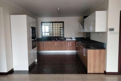 3 Bed Apartment with Staff Quarters at Easy Access To Express Way
