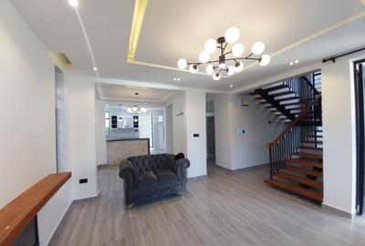 4 Bed Townhouse with Garden in Membley