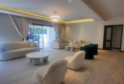 2 Bed Apartment with En Suite in Riverside