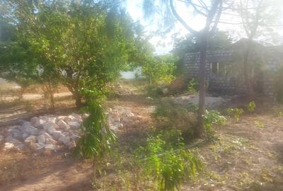 1 ac Land at Shariani