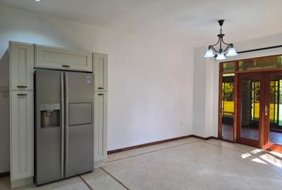 5 Bed House with En Suite in Karen - 3