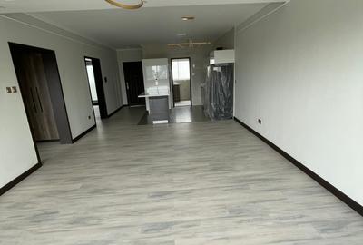 2 Bed Apartment with En Suite in Riverside - 4