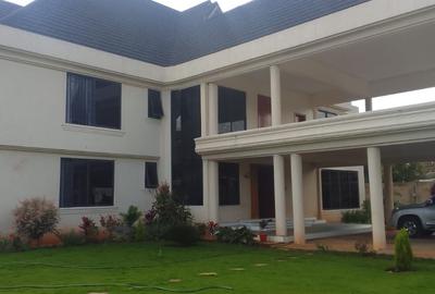 7 Bed House with En Suite in Karen - 2