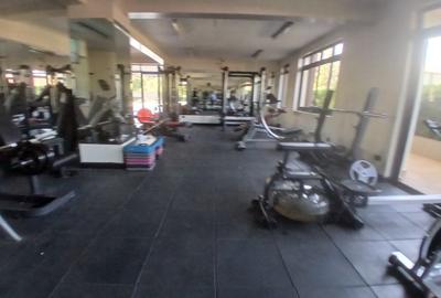 3 Bed Apartment with En Suite at Riverside Drive - 3