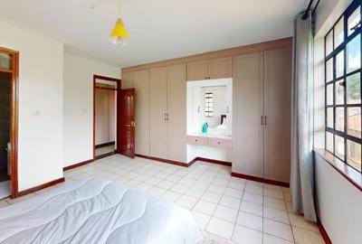 Serviced 4 Bed Apartment with En Suite in Riverside - 4