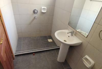 2 Bed Apartment with Borehole in Ngong Road - 3