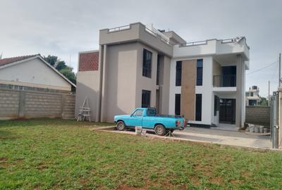 4 Bed Townhouse with En Suite in Ongata Rongai