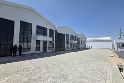 Furnished 3,600 ft² Warehouse with Parking in Eastern ByPass - 3