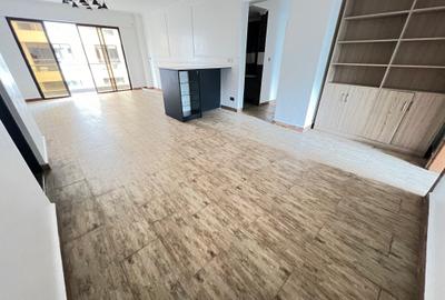 4 Bed Apartment with En Suite at Ndemi Road