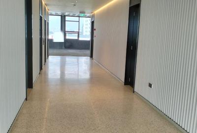 3,000 ft² Office with Backup Generator in Westlands Area