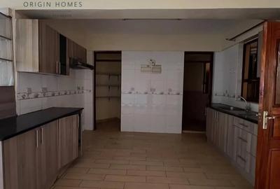 2 Bed Apartment with En Suite at Kilimani