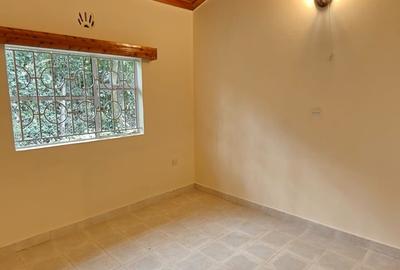 3 Bed House with En Suite at Galleria - 4