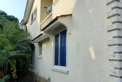 4 Bed Townhouse with En Suite in Nyali Area