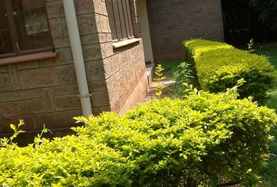 5 Bed Townhouse with En Suite in Westlands Area