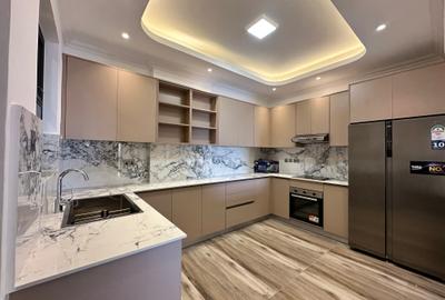 2 Bed Apartment with En Suite at Brookside Drive - 4