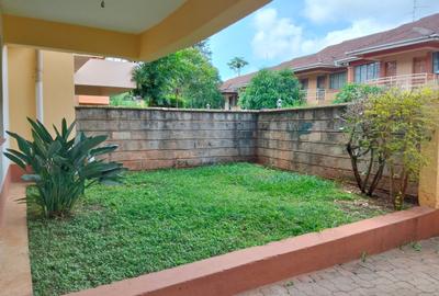 5 Bed Townhouse with En Suite in Lavington