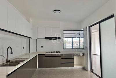 3 Bed Apartment with En Suite in Kileleshwa