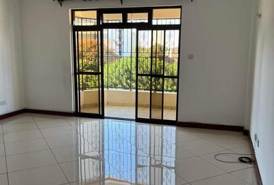 4 Bed Apartment with En Suite in Parklands