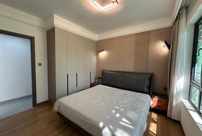 1 Bed Apartment with En Suite at Kilimani