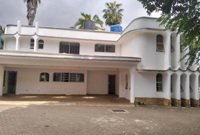 6 Bed House with En Suite in Kileleshwa