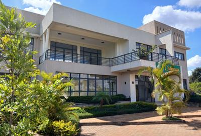 4 Bed Townhouse with Swimming Pool in Runda - 3