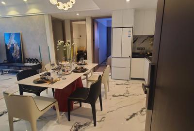 1 Bed Apartment with En Suite at Westlands - 4