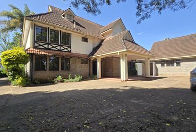 5 Bed House with En Suite in Gigiri - 2