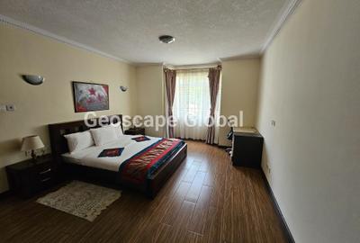 Furnished 2 Bed Apartment with En Suite in Brookside - 4