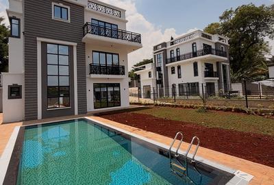 5 Bed Townhouse with En Suite at Mzima Springs