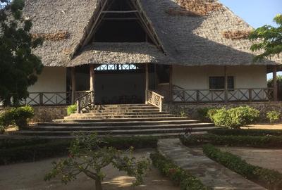 3 Bed Villa with En Suite at Mayungu