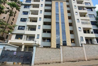 3 Bed Apartment with En Suite at Parklands