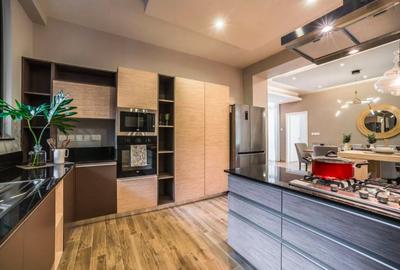 3 Bed Apartment with En Suite in Riverside - 2