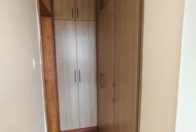 3 Bed Apartment with En Suite in Riverside - 2