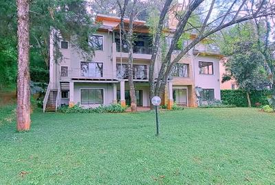 5 Bed Townhouse with En Suite at Kitisuru Road